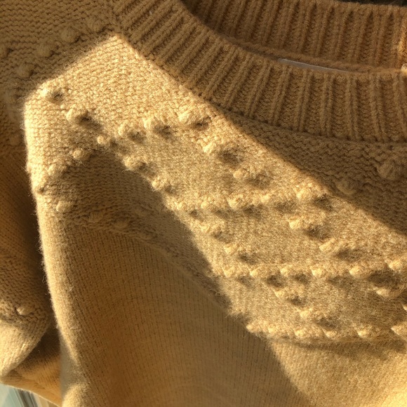 Rylee and Cru sweater. Size Medium, Tan/Gold tone sweater, textured sweater - Picture 4 of 4